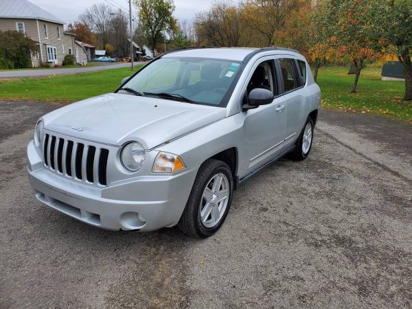 2010 JEEP COMPASS SPORT! LOADED 4X4! CLEAN SUV! LOW MILES! for sale in Lisbon, NY