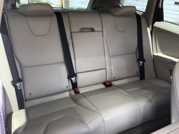 2010 Volvo XC60 Leather SunRoof Automatic for sale in Malvern, AR – photo 18