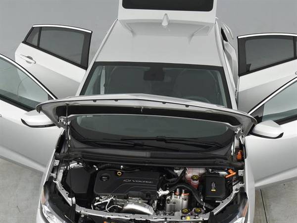 2018 Chevy Chevrolet Volt LT Sedan 4D sedan Silver - FINANCE ONLINE for sale in Atlanta, AZ – photo 4