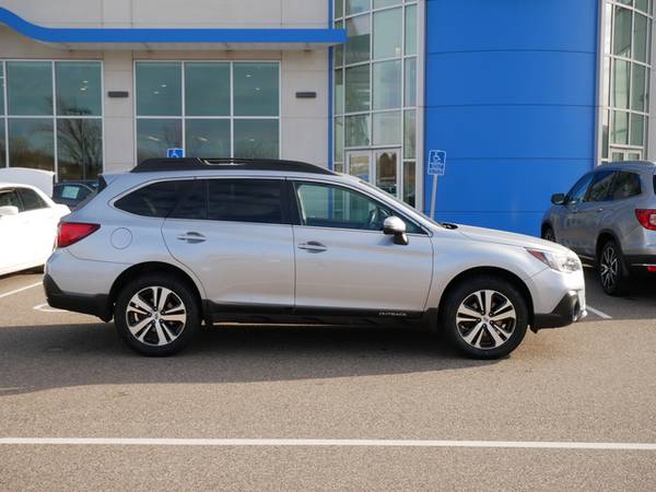 2018 Subaru Outback Limited - - by dealer - vehicle for sale in VADNAIS HEIGHTS, MN – photo 4