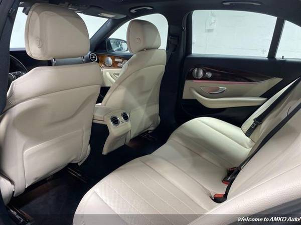 2017 Mercedes-Benz E 300 4MATIC AWD E 300 4MATIC 4dr Sedan We Can for sale in TEMPLE HILLS, MD – photo 20