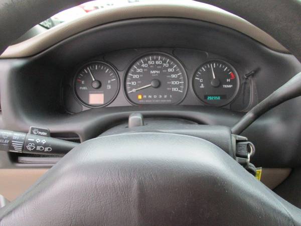 2003 Chevrolet Venture EXT LS Minivan, White, 3.4L V6,Seats8,NewTires! for sale in Sanford, NC 27330, NC – photo 14