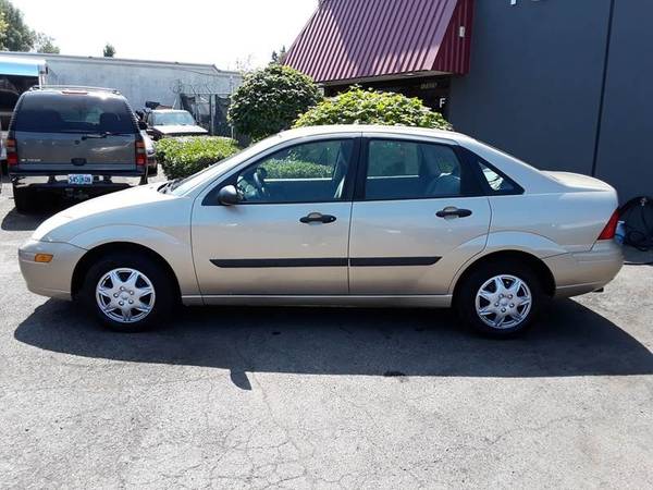 2000 Ford Focus LX 4dr Sedan for sale in Milwaukie, OR – photo 3