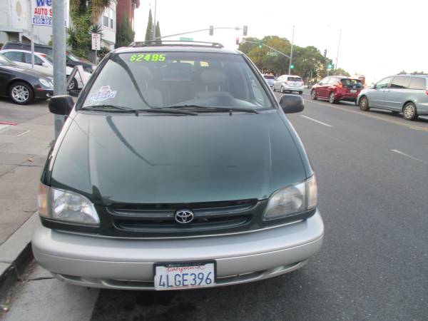 2000 TOYOTA SIENNA , XLE, ONE OWNER for sale in Belmont, CA