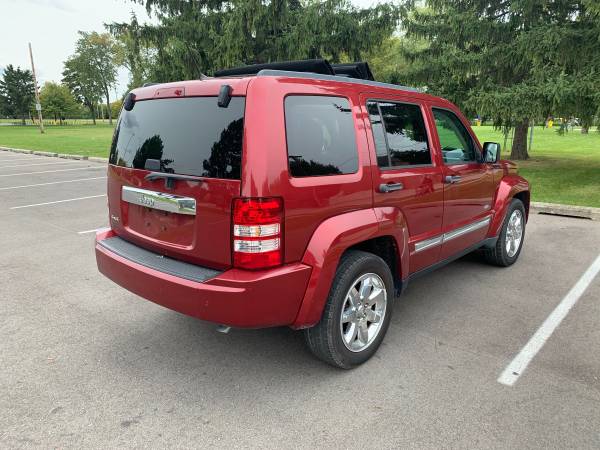 2012 JEEP LIBERTY SPORT LATITUDE 4X4 68k miles fully loaded leather... for sale in Detroit, MI – photo 7