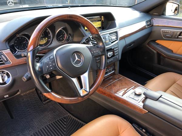 2012 Mercedes E350 4Matic Wagon Like New Condition Dealer Serviced for sale in Mequon, WI – photo 7