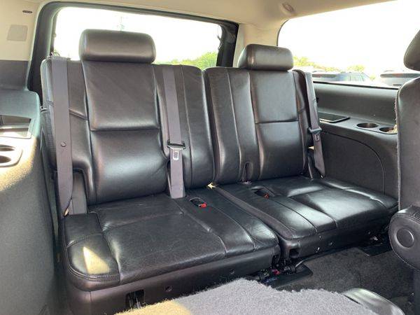 2007 Cadillac Escalade ESV **Guaranteed Credit Approval** for sale in Inwood, NY – photo 11