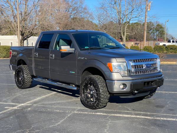2014 Ford F150 XLT Crew Cab Short Bed Pick Up - - by for sale in Charlotte, NC – photo 4
