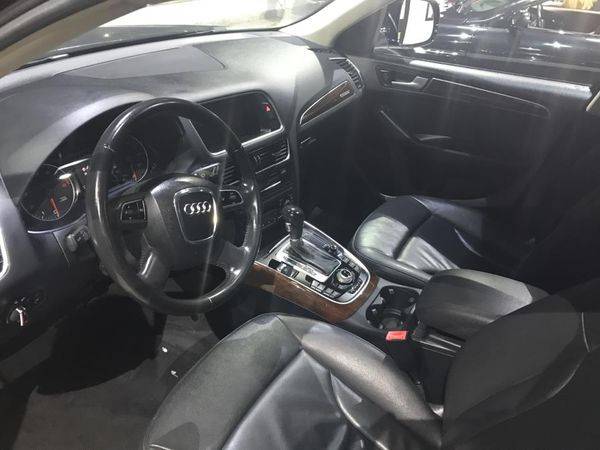 2010 Audi Q5 quattro 4dr Premium Plus - Payments starting at $39/week for sale in Woodbury, NY – photo 7