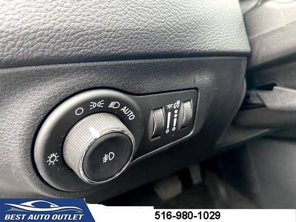 2017 Jeep Compass Limited 4x4 SUV - cars & trucks - by dealer -... for sale in Floral Park, NY – photo 18