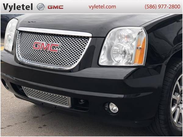 2012 GMC Yukon SUV AWD 4dr 1500 Denali - GMC Carbon Black for sale in Sterling Heights, MI – photo 6