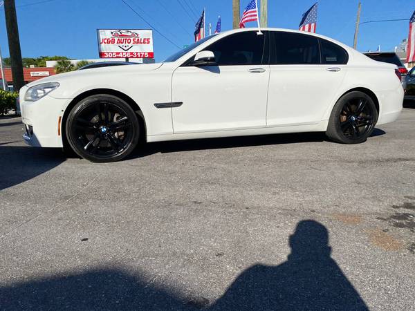 2013 BMW 750i CLEAN TITLE CALL ALE - - by dealer for sale in Miami, FL – photo 3