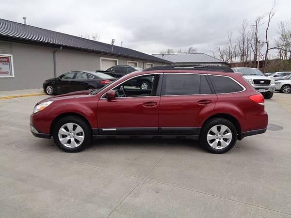 2011 Subaru Outback 4d SUV i Limited Moonroof - - by for sale in Marion, IA – photo 5