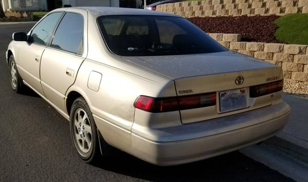 1999 Toyota Camry LE Gold for sale in Santee, CA – photo 2