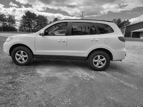 2008 Hyundai SantaFe SALE - - by dealer - vehicle for sale in Tomah, WI – photo 2