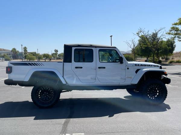 2020 Jeep Gladiator Overland 4x4 - - by dealer for sale in Norco, CA – photo 6