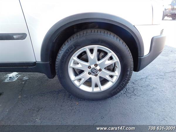 2005 Volvo XC90 T6 BLACK FRIDAY ONLY! Doors open 8am - cars & trucks... for sale in Midlothian, IL – photo 12