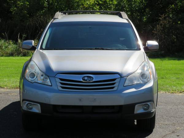 2010 Subaru Outback 2 5i Premium - MUST SEE! - - by for sale in Jenison, MI – photo 2