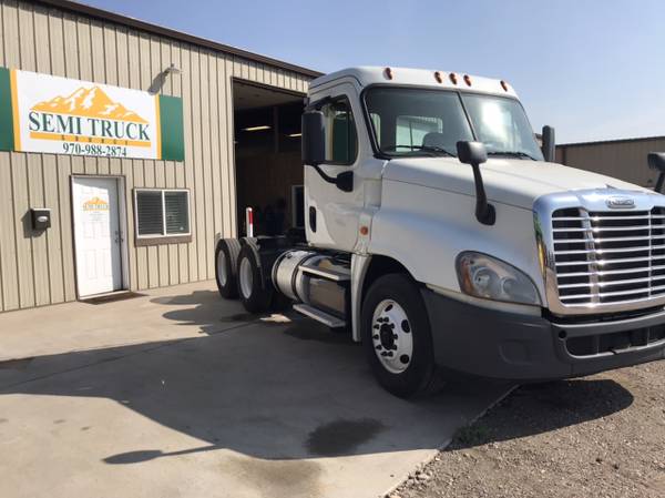 2014 Freightliner Daycab - cars & trucks - by dealer - vehicle... for sale in Greeley, CO – photo 2