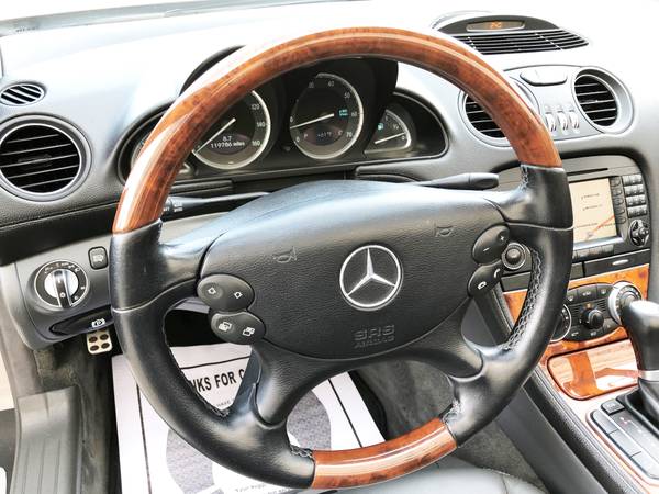 2005 Mercedes SL500 | 1 OWNER | Navigation | BOSE | Book's | Clean for sale in Van Nuys, CA – photo 9