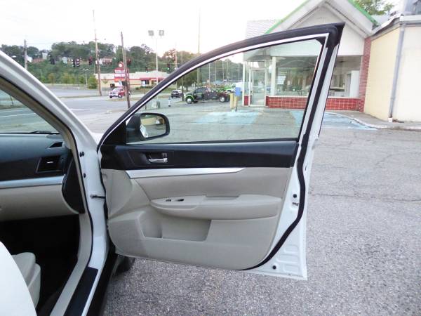 2013 Subaru Outback 2.5I Premium*CLEAN TITLE*LOCAL CAR* for sale in Roanoke, VA – photo 13