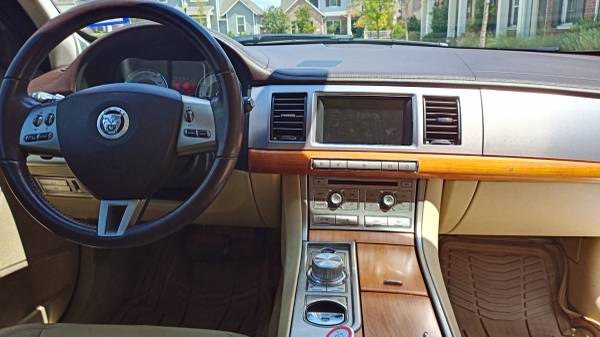 Jaguar XF Luxury 2009 for sale - cars & trucks - by owner - vehicle... for sale in Laurel, MS – photo 4