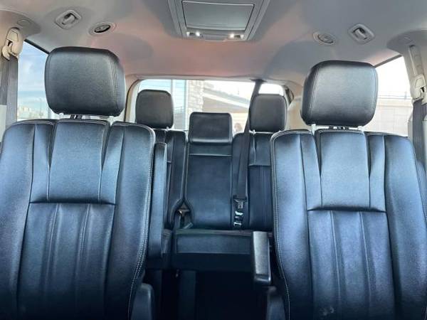 2015 Chrysler Town & Country - - by dealer - vehicle for sale in Grand Junction, CO – photo 22