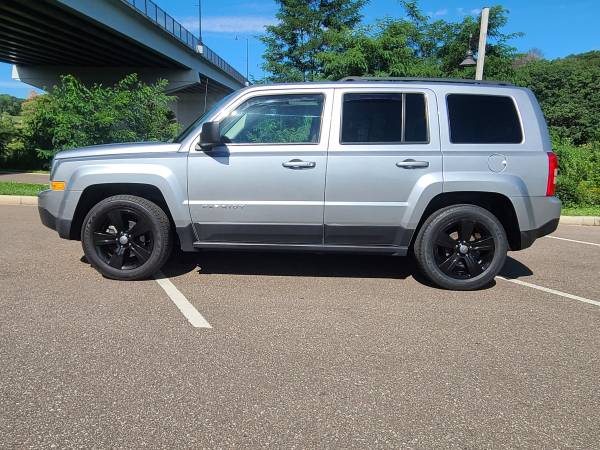 2014 Jeep Patriot High Altitude/latitude - - by dealer for sale in Eau Claire, WI – photo 4