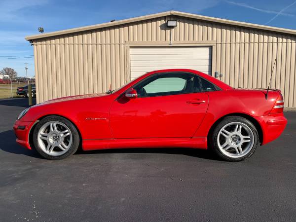 2004 Mercedes SLK 32 AMG Red w/ Red/Black Leather Hard Top... for sale in Jeffersonville, KY – photo 24