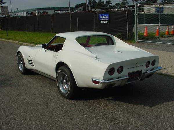 1972 Chevy Corvette(LS5/454/4Spd)Original,Survivor,Classic(Red/White) for sale in East Meadow, NY – photo 10