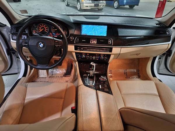 2012 BMW 535xi Luxury Line Alpine White 88k miles Carfax Value... for sale in Northbrook, IL – photo 14