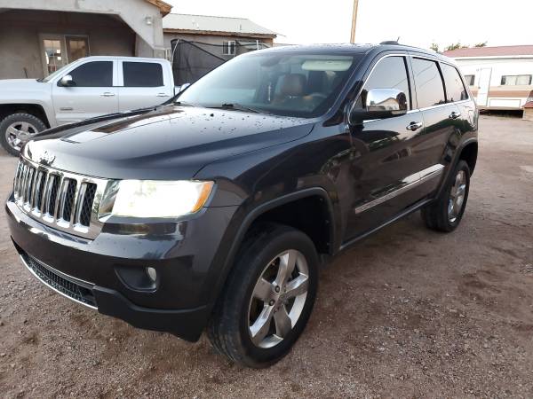 2012 Jeep Grand Cherokee Overland 4x4 - cars & trucks - by owner -... for sale in Columbus, TX