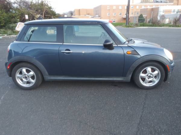 2010 mini cooper - cars & trucks - by owner - vehicle automotive sale for sale in Philadelphia, PA – photo 2