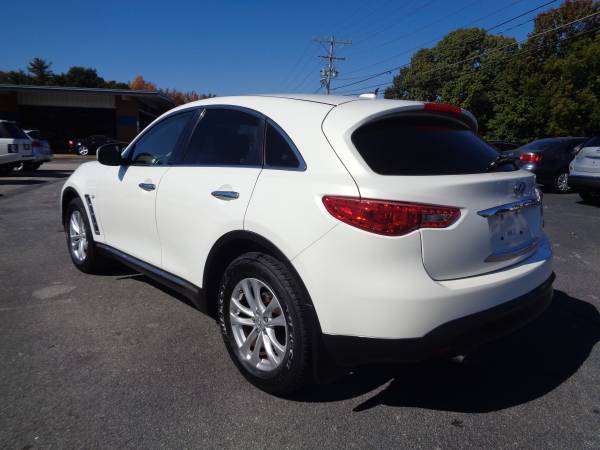 2014 Infiniti QX70 RWD 4dr - - by dealer - vehicle for sale in Greenville, SC – photo 3
