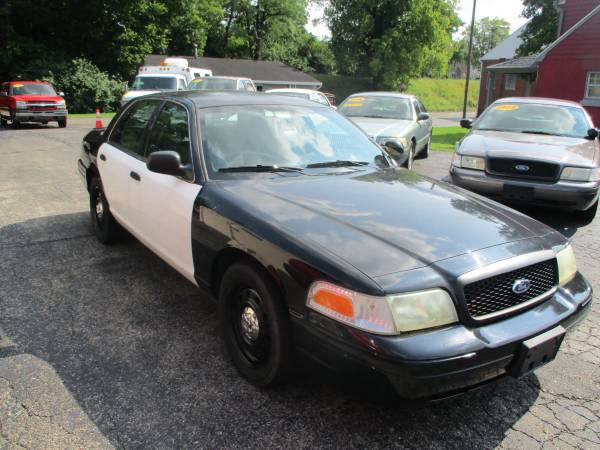 2006 FORD CROWN VIC P-71 - - by dealer - vehicle for sale in Middletown, OH – photo 2
