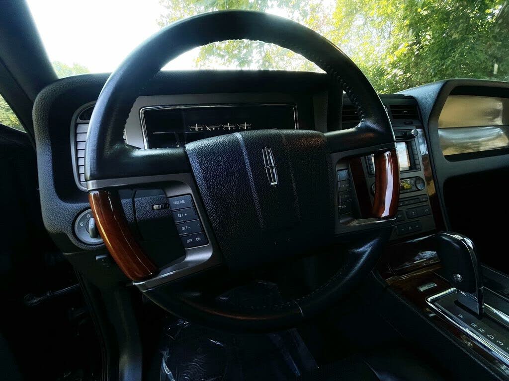 2011 Lincoln Navigator L 4WD for sale in Philadelphia, PA – photo 14