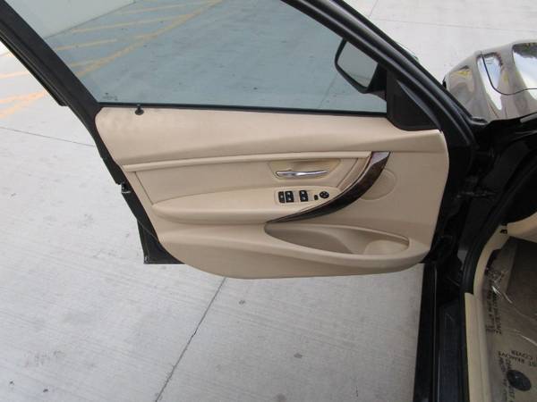 2013 BMW 3-Series 320i Sedan 4D - - by dealer for sale in Phoenix, AZ – photo 20