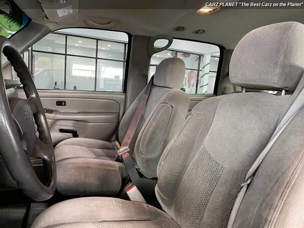 2004 Chevrolet Suburban 1500 4WD SUV JUST SERVICED 3RD ROW SEAT... for sale in Gladstone, OR – photo 10
