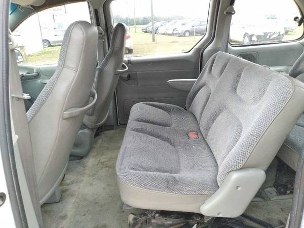1997 PLYMOUTH VOYAGER (CHADS UJSED CARS) - - by dealer for sale in Hartford, AL – photo 6
