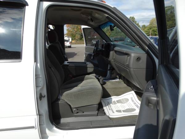 **Chevrolet Silverado 2500HD 6.0L Crew Cab 4x4 for sale in Medina, OH – photo 13