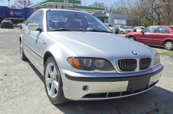 2004 BMW 330XI -- Clean Title / Cold A/C Runs great!! for sale in Durham, NC – photo 2