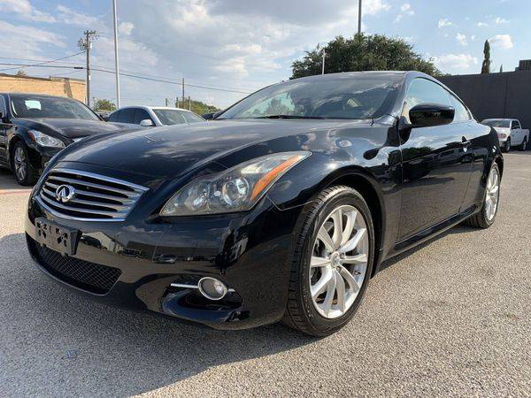 2013 INFINITI G37 JOURNEY -EASY FINANCING AVAILABLE for sale in Richardson, TX