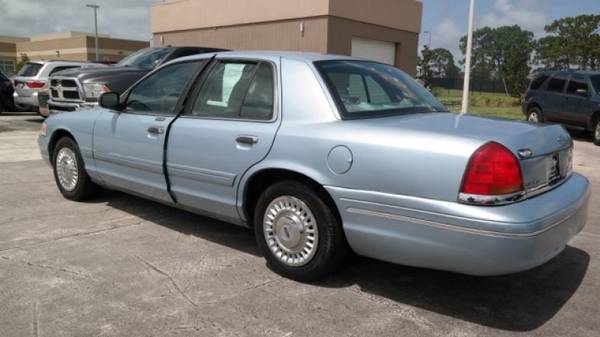 2000 Ford Crown Victoria for sale in Palm Bay, FL – photo 3