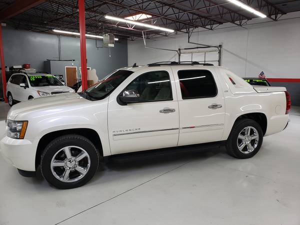 2011 Chevy Avalanche LTZ 4x4, 1 Owner, Runs and Drives Great!! for sale in Tulsa, OK