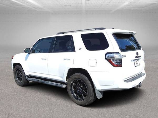 2016 Toyota 4Runner SR5 XP w/ 3rd Row for sale in Wilmington, NC – photo 6