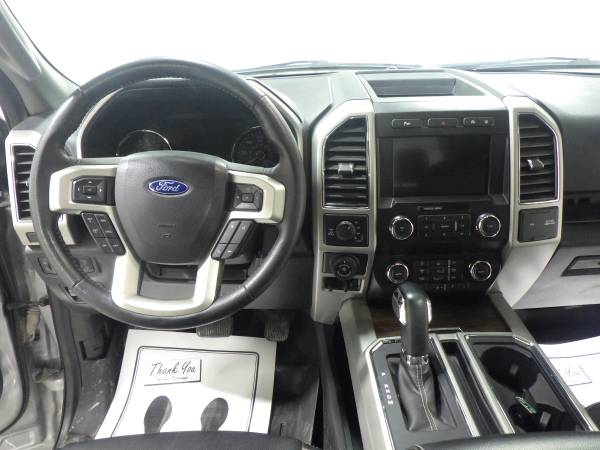 2020 FORD F150 LARIAT SUPER CREW 4X4 - - by dealer for sale in Des Moines, IA – photo 10