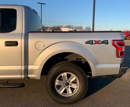 2018 Ford F150 XLT 5 0 - - by dealer - vehicle for sale in Evansville, IN – photo 10