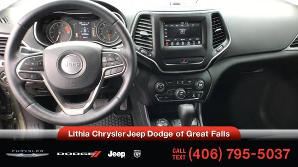 2019 Jeep Cherokee Latitude 4x4 - - by dealer for sale in Great Falls, MT – photo 19