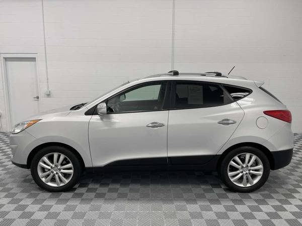 2012 Hyundai Tucson Limited - - by dealer - vehicle for sale in Grand Rapids, MI – photo 3