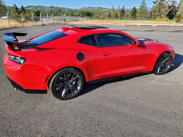 2018 Camaro ZL1 *1LE Wing**Mint Condition**Factory Warranty** for sale in Grants Pass, OR – photo 8